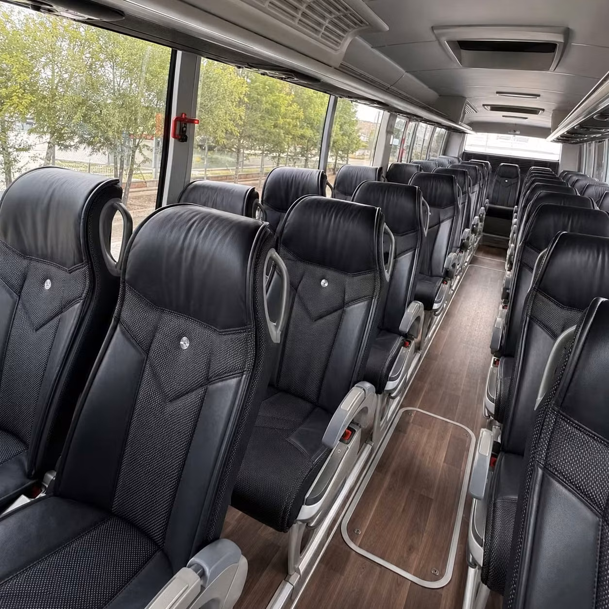 charter buses for tulsa science and nature center field trips
