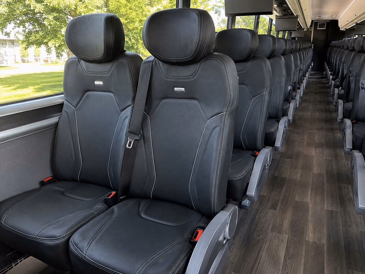 winery and brewery shuttles for tulsa wedding weekends